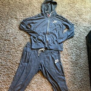 Nike matching set